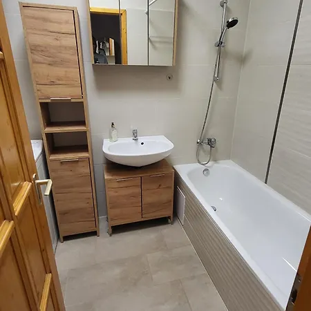 Holdviola Apartment *