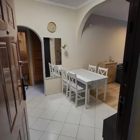 Holdviola Apartment *